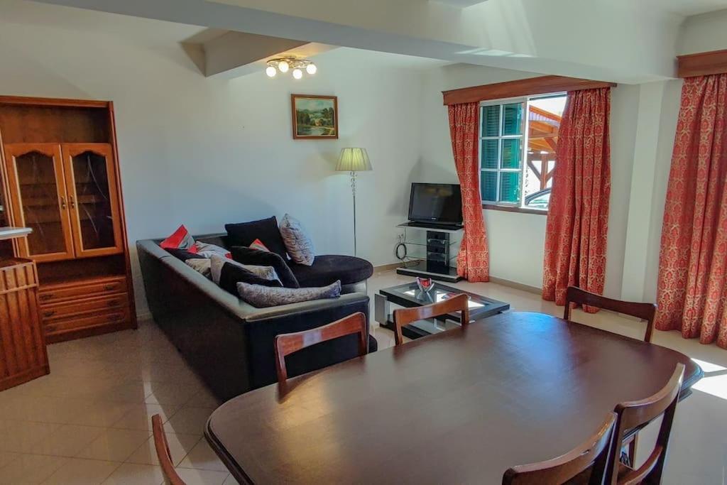 The Funny And Relax Apartment With Terrace & View أركو دا كالهيتا المظهر الخارجي الصورة