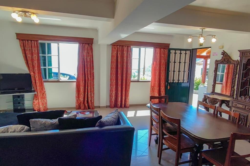 The Funny And Relax Apartment With Terrace & View أركو دا كالهيتا المظهر الخارجي الصورة